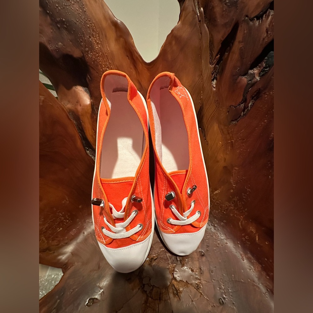 👟 NWT 🍊 SUPER COMFY RETRO 🧡 ORANGE SLIP ON CANVASTENNIS SHOES!Size 9-9.5 EU42 - Picture 3 of 6